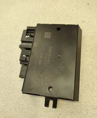 Volkswagen Golf VII Tow bar trailer control unit/module 5Q0907383J 5Q0907383B 8C001003