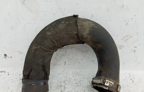 Renault Trafic II (X83) Intercooler hose/pipe