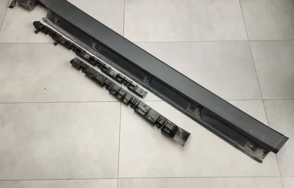 Mercedes-Benz ML W164 Sill A1646900240