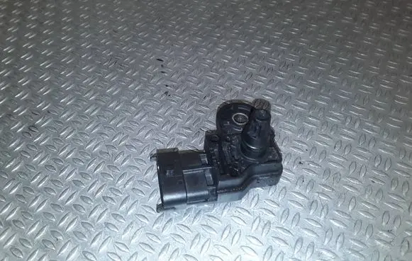 Opel Insignia A Air pressure sensor 0281006077 130421T100010 55568175
