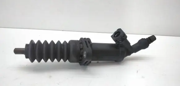 BMW 3 F30 F35 F31 Clutch master cylinder 6795711