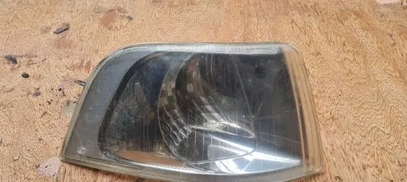 Volvo S40, V40 Front indicator light 30865563