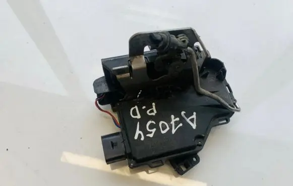 Audi A6 S6 C5 4B Front door lock