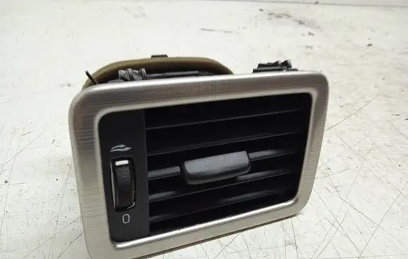 Volvo V70 Dashboard side air vent grill/cover trim 30755183