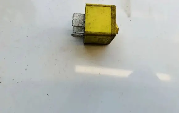 Ford Mondeo MK I Other relay 93bg14n089ba v23136-b1-x3