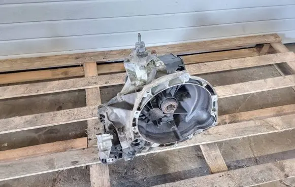 Ford Fiesta Manual 5 speed gearbox 2s6r7f096ab 2s6r