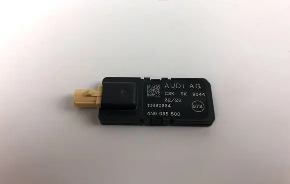 Audi Q4 e-tron Aerial antenna amplifier 4N0035500