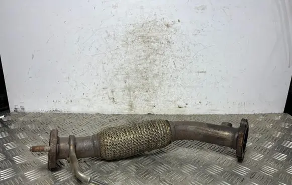 Hyundai Kona I Muffler pipe connector clamp 
