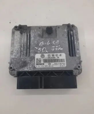 Volkswagen PASSAT B6 Engine control unit/module 03G906021AN