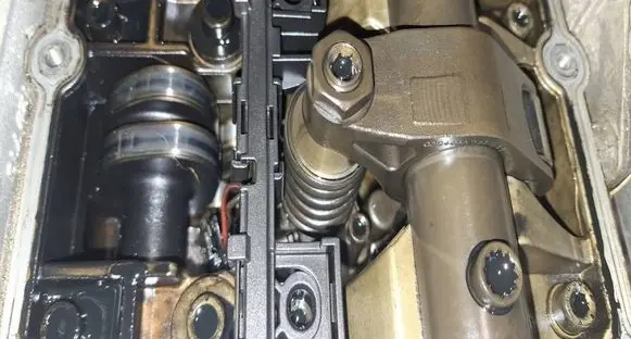 Dodge Caliber Fuel injector 
