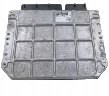 Toyota Yaris Engine control unit/module MB275400
