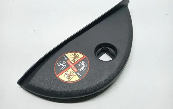 Renault Fluence Dashboard side end trim 689201633R
