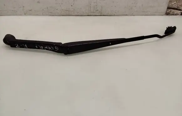 Mitsubishi Grandis Front wiper blade arm