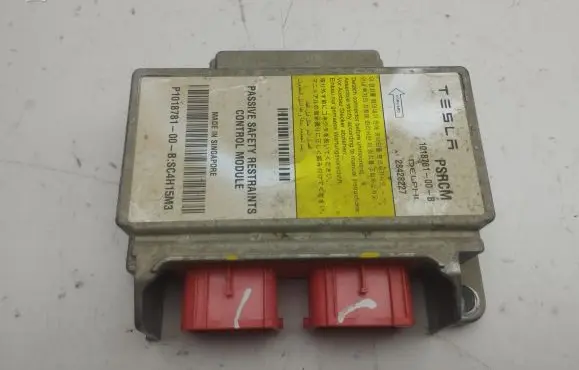 Tesla Model S Airbag control unit/module 101878100B