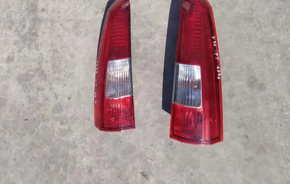 Volvo V70 Rear/tail lights