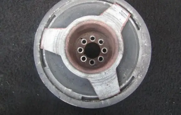 Audi A6 S6 C5 4B Crankshaft pulley 059105251M
