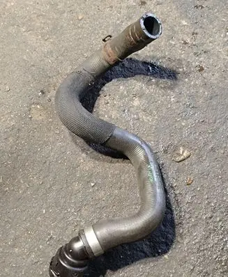 BMW 7 F01 F02 F03 F04 Engine coolant pipe/hose 6421917034705 64219170347 9170347