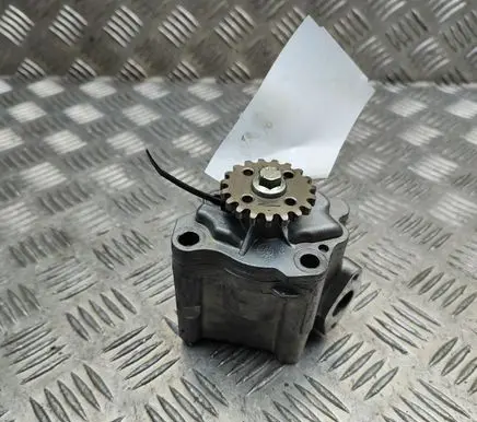 Ford Focus Oil pump F2GE6600AA