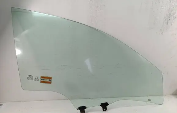 KIA Rio Front door window glass four-door
