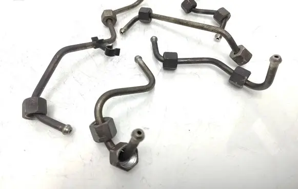 Chevrolet Orlando Fuel injector supply line/pipe 10412 10406 10405