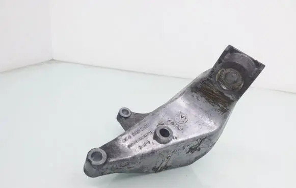 Volkswagen II LT Engine mounting bracket 074199308