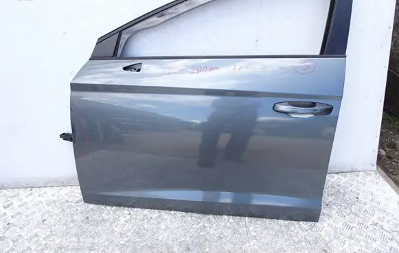 Seat Leon (5F) Front door BFHKYT