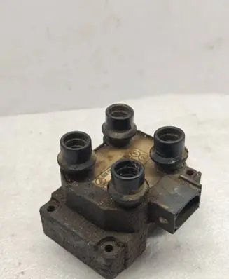 Ford Escort High voltage ignition coil 88SF12029A2A 2051C