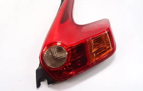 Nissan Juke I F15 Rear/tail lights