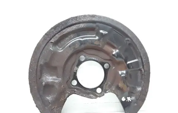 Mercedes-Benz A W176 Rear brake disc plate dust cover A2464230420