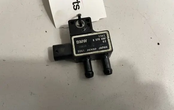 BMW X5 F15 Exhaust gas pressure sensor 8570686