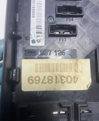Volkswagen PASSAT B6 Fuse module 3C0937125 69481S01