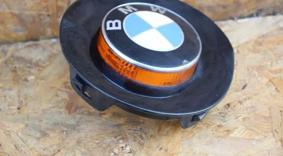 BMW Z4 E85 E86 Front fender indicator light BMW7033066