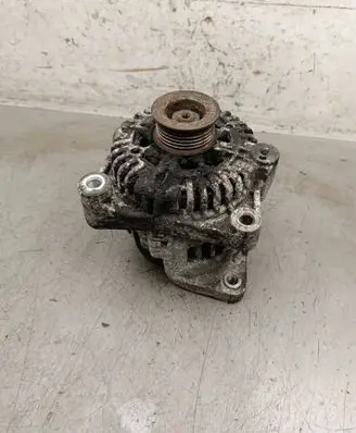 BMW 1 E81 E87 Generator/alternator 7799180 2543390A TG15C093