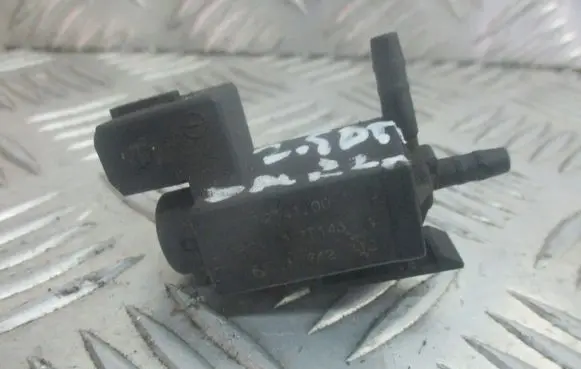 Opel Omega B1 Valve vacuum 72234100