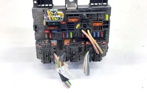 Citroen C5 BSM Control unit 9666700180