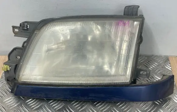 Subaru Forester SF Headlight/headlamp