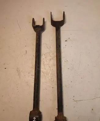 Toyota Avensis T220 Rear suspension control arm 