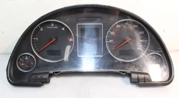 Audi A4 S4 B6 8E 8H Clock 