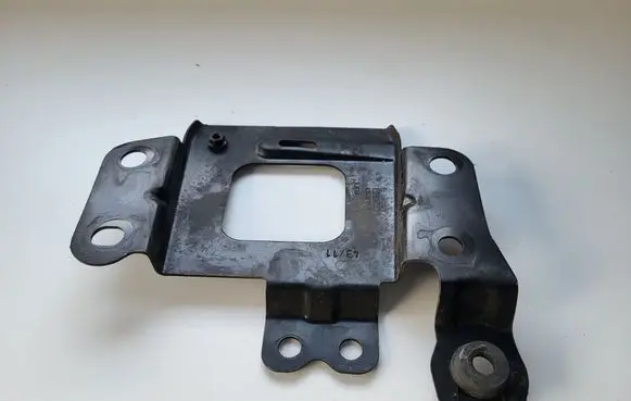Ford S-MAX Other engine bay part