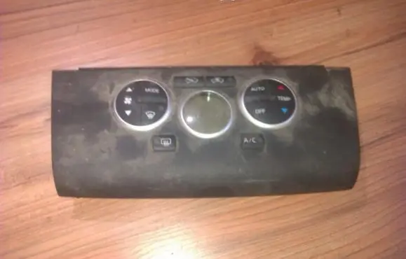 Nissan Tiida C11 Climate control unit 5037224993