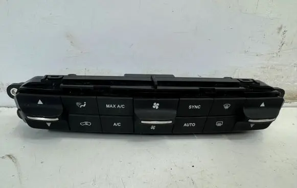 Maserati Levante Climate control unit 06700749200