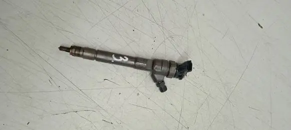 Opel Vivaro Fuel injector 0445110546