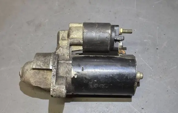 Audi A6 S6 C5 4B Starter motor 078911023D