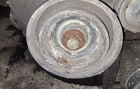 Citroen C5 Crankshaft pulley