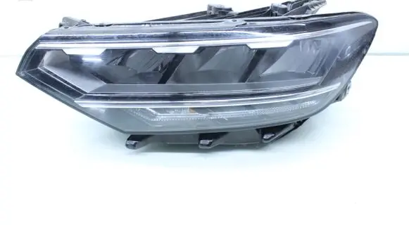 Volkswagen PASSAT B8 Headlight/headlamp 3G1941035Q