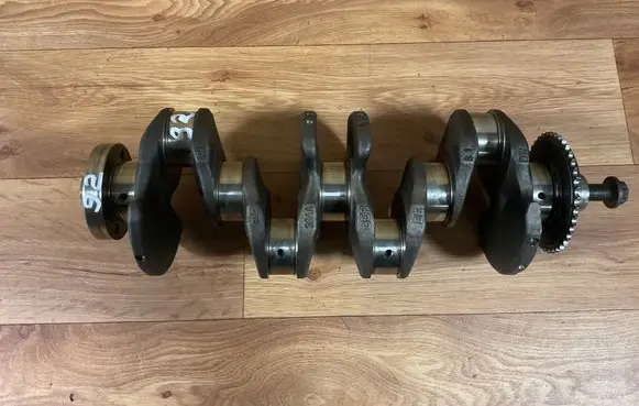 Audi A4 S4 B7 8E 8H Crankshaft 03G105173 38AA