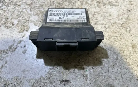 Skoda Octavia Mk2 (1Z) Gateway control module 1K0907530L 1K0907951 5WK50011B