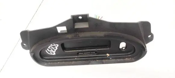 Renault Scenic I Screen/display/small screen P8200028364A