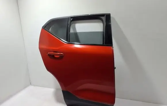 Volvo XC40 Rear door 32399015