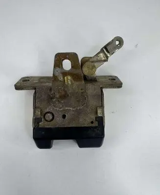 Opel Astra G Tailgate/trunk/boot lock/catch/latch 09130569